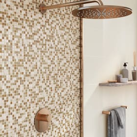 Mosaico nella doccia